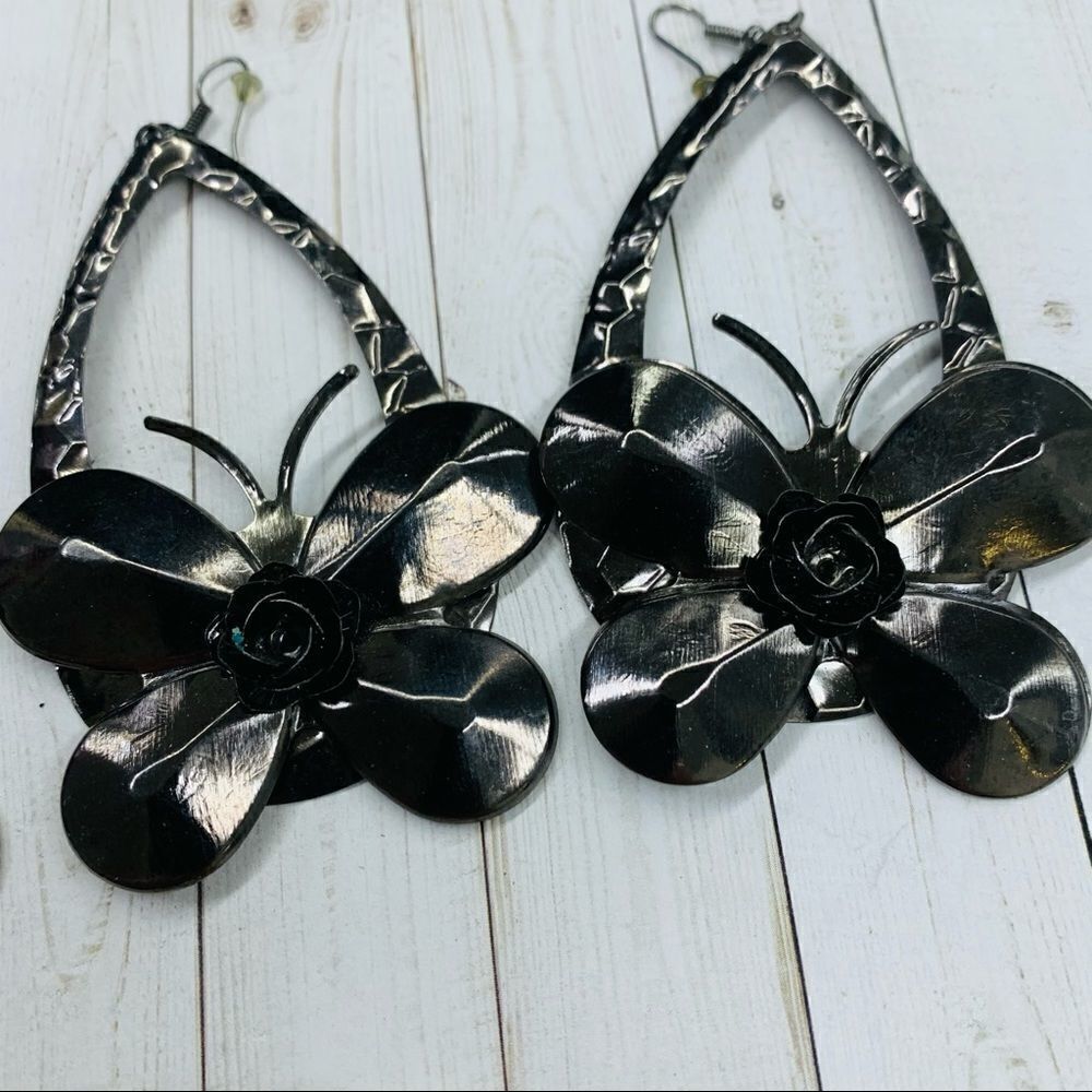 Earring Bundle - Picture 3 of 4